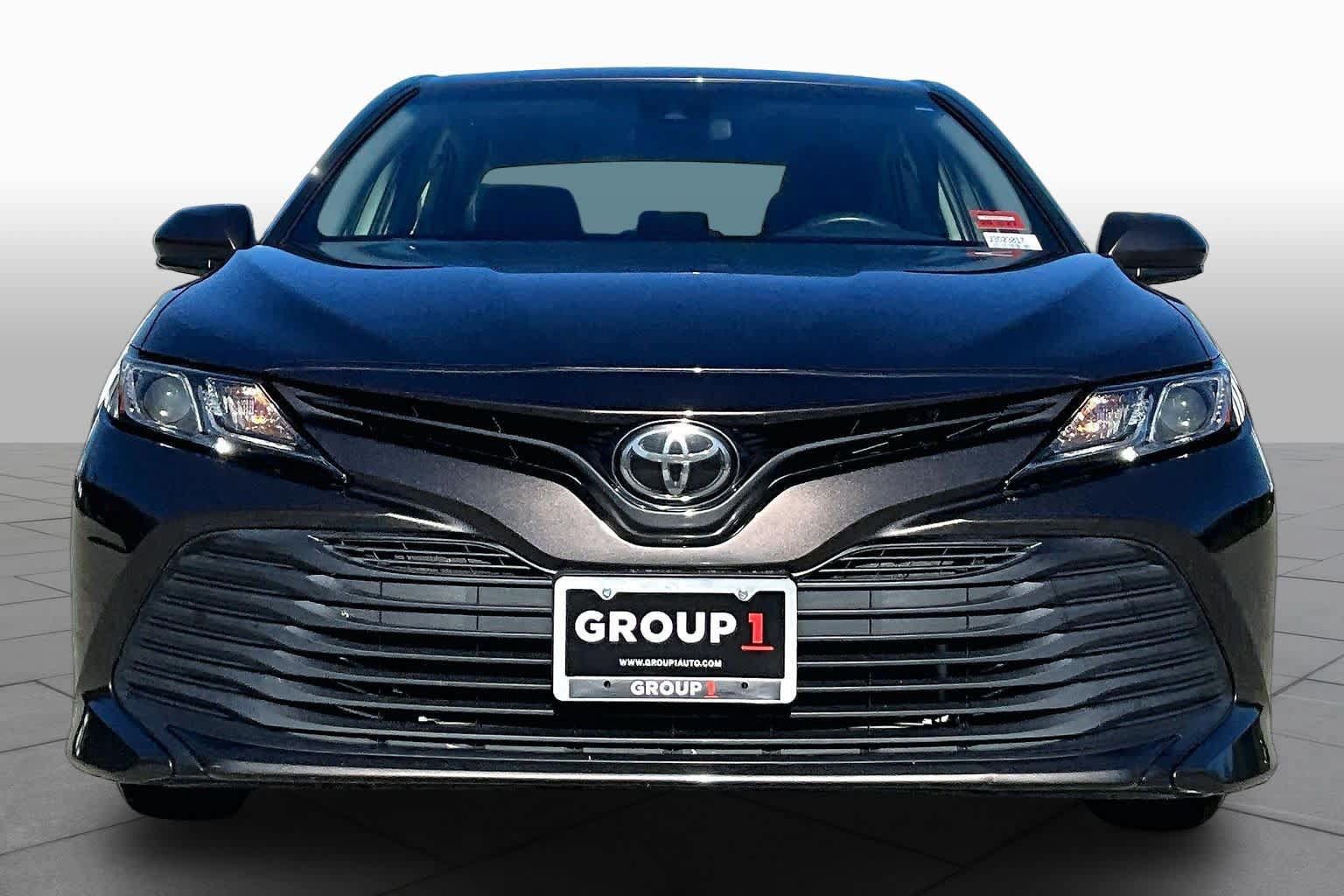 Used 2018 Toyota Camry LE FWD image 4