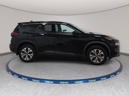 Used 2021 Nissan Rogue SV AWD/4WD image 5