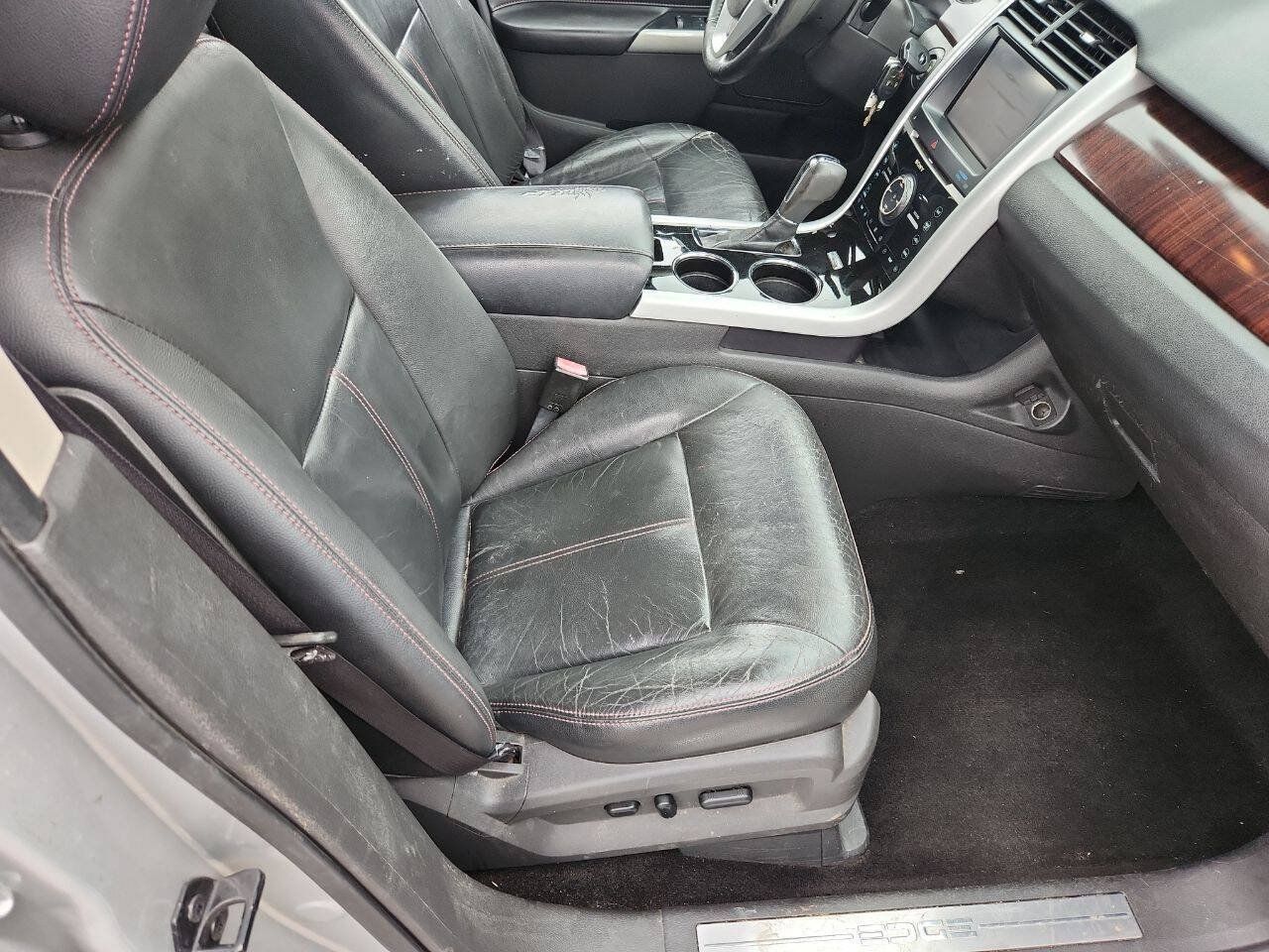 Used 2013 Ford Edge Limited FWD image 23