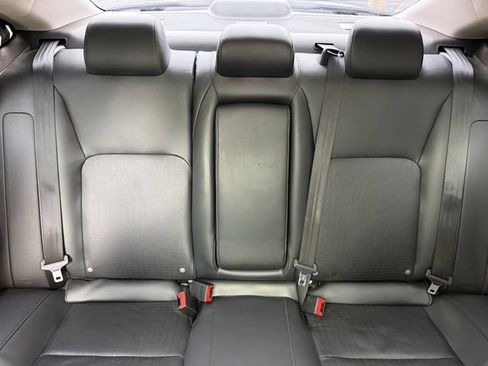 Used 2022 Honda Civic Touring image 33