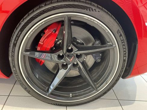 Used 2027 Chevrolet Corvette Grand Sport RWD image 7