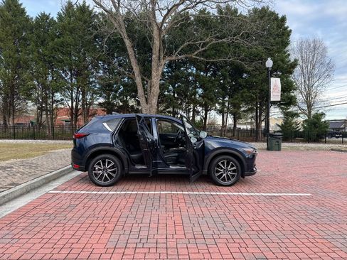 Used 2017 MAZDA CX-5 Grand Touring w/ Premium Package image 6