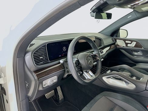 Used 2025 Mercedes-Benz GLE 53 AMG 4MATIC Coupe image 10