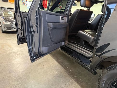 Used 2012 Ford Expedition EL Limited image 19