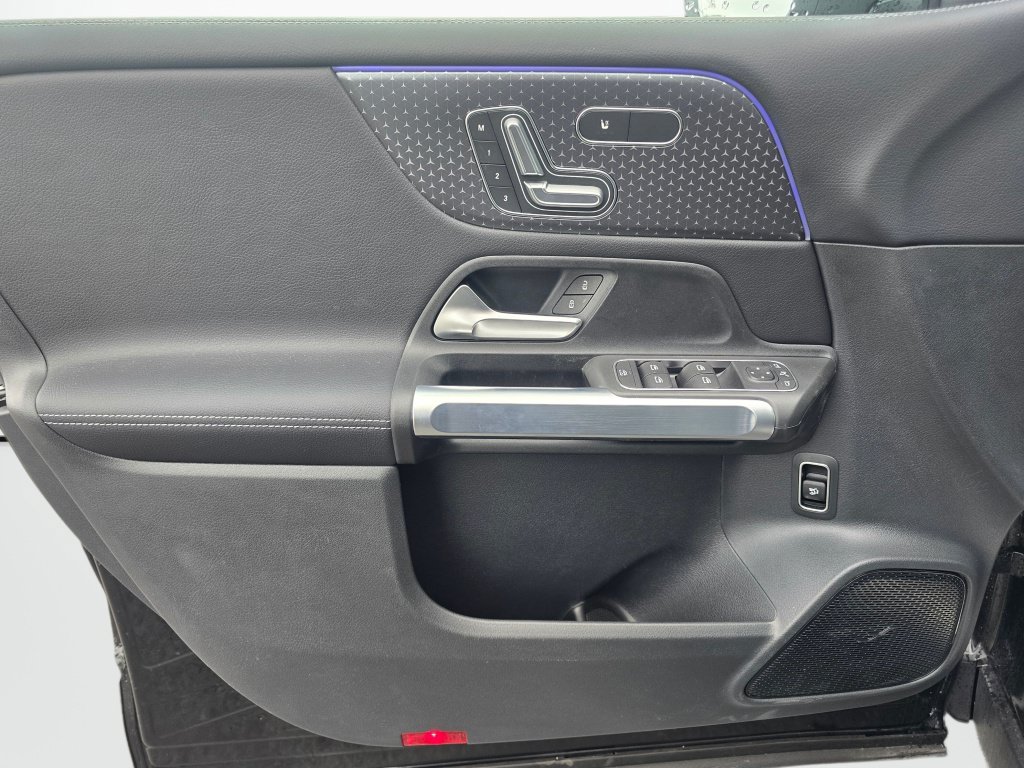 New 2026 Mercedes-Benz GLB 250 4MATIC image 32