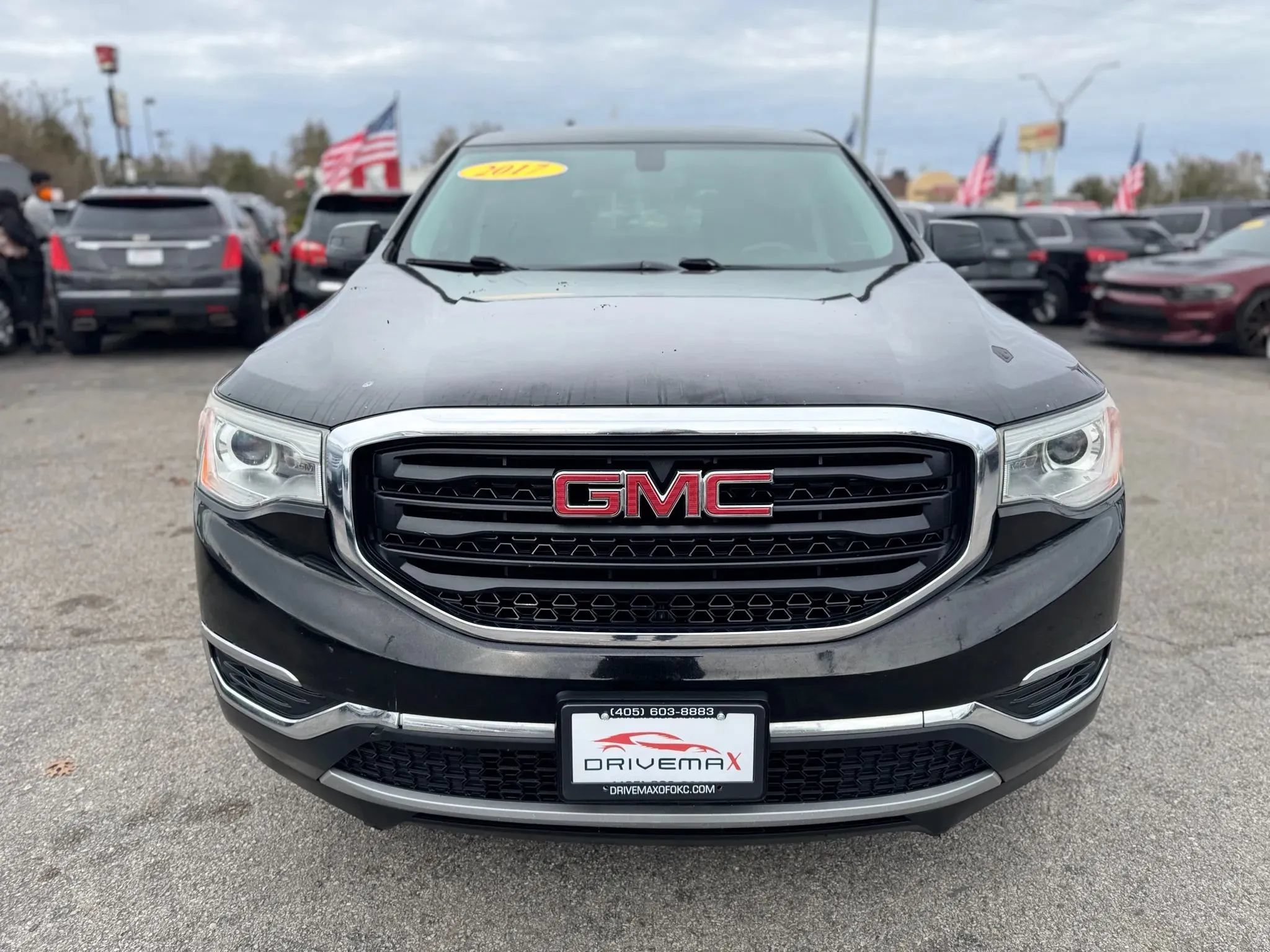 Used 2017 GMC Acadia SLE FWD image 8