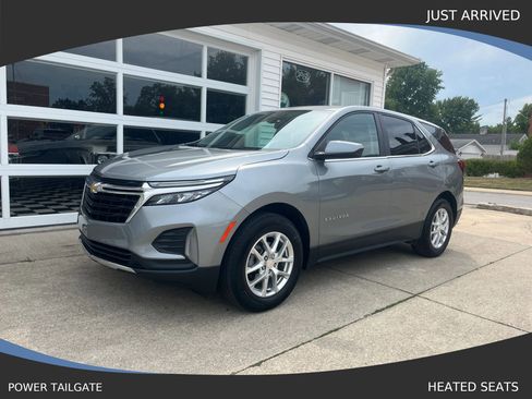 Used 2024 Chevrolet Equinox LT w/ LPO, Floor Liner Package FWD image 1