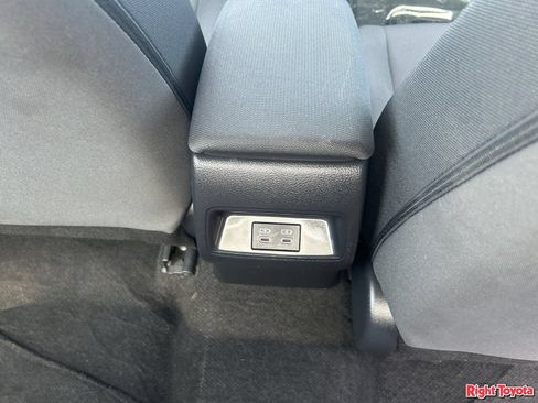 Certified 2025 Toyota Corolla LE FWD image 17