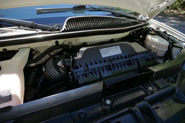 Used 2021 Chevrolet Express 2500 w/ Driver Convenience Package RWD image 34