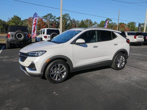 Certified 2023 Buick Encore GX Essence w/ Experience Buick Package image 3