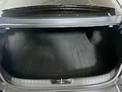 Used 2021 Hyundai Elantra SE image 27