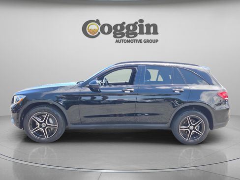 Certified 2022 Mercedes-Benz GLC 300 w/ AMG Line image 2