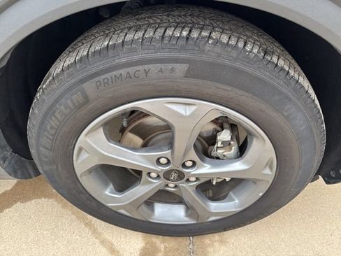 Used 2025 Ford Escape ST-Line FWD image 24