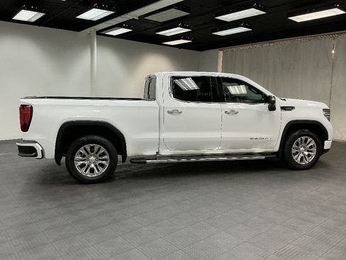 Used 2023 GMC Sierra 1500 Denali AWD/4WD image 6
