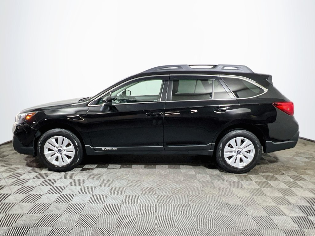 Used 2019 Subaru Outback 2.5i Premium AWD/4WD image 4