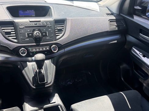 Used 2015 Honda CR-V LX image 9