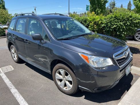Used 2016 Subaru Forester 2.5i w/ Alloy Wheel Package AWD/4WD image 3