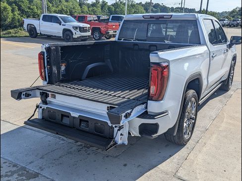 New 2026 GMC Sierra 1500 Denali Ultimate AWD/4WD image 13