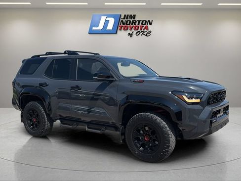 Used 2025 Toyota 4Runner TRD Pro AWD/4WD image 3