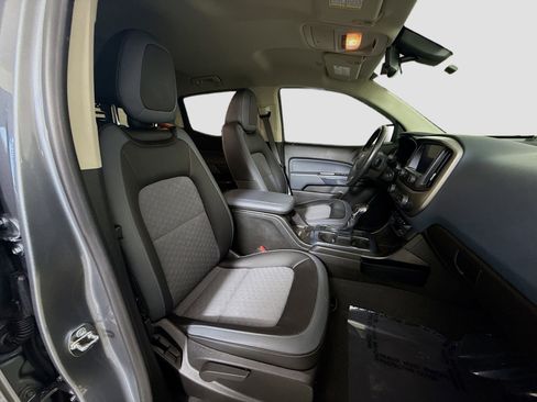 Used 2022 Chevrolet Colorado Z71 image 28