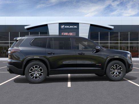 New 2026 GMC Acadia AT4 w/ LPO, Floor Liner Package AWD/4WD image 5