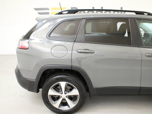Used 2022 Jeep Cherokee Limited AWD/4WD image 11