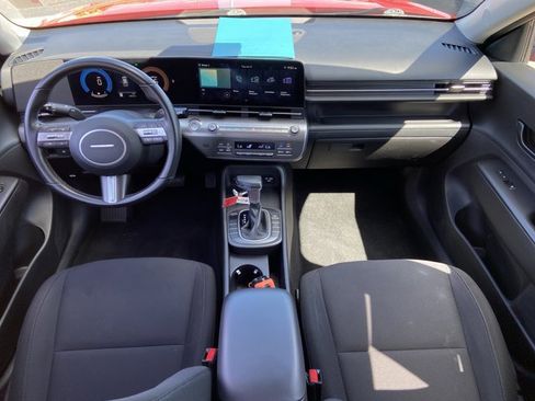 Used 2025 Hyundai Kona SEL FWD image 47