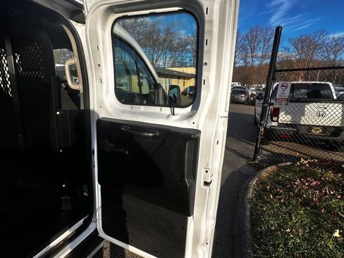 Used 2019 Ford Transit 250 130 Low Roof w/ Exterior Upgrade Package image 28