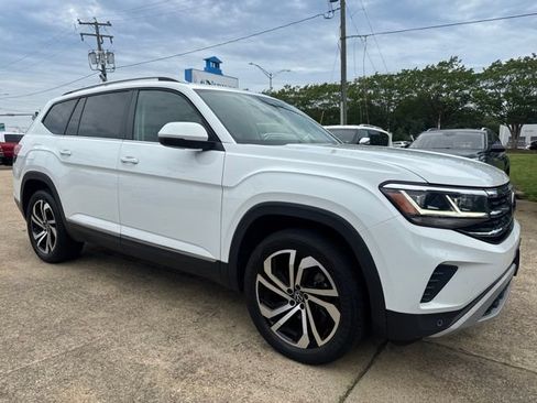 Used 2022 Volkswagen Atlas SEL AWD/4WD image 3