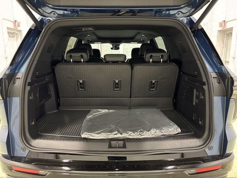 New 2026 Chevrolet Traverse High Country w/ LPO, Floor Liner Package image 34