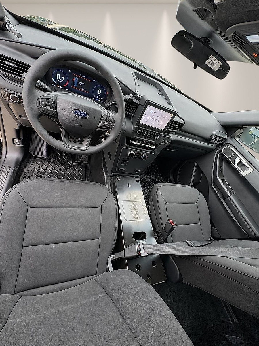 New 2025 Ford Explorer 4WD Police Interceptor w/ Ready For The Road Package image 8