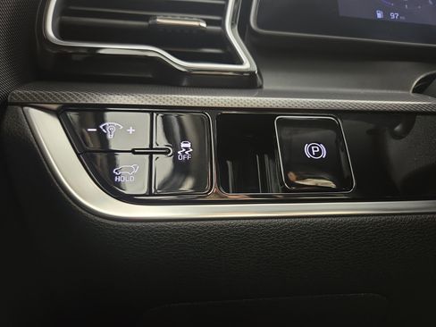 Used 2024 Kia Sportage SX image 27