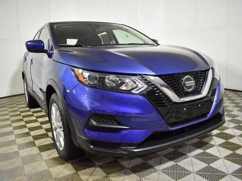 Certified 2022 Nissan Rogue Sport S image 3