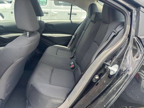 Used 2025 Toyota Corolla LE FWD image 25