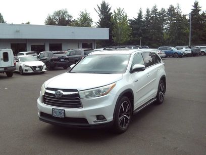 Used 2015 Toyota Highlander Limited w/ Driver Technology Package