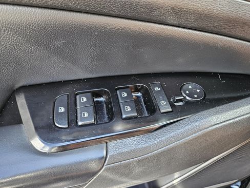 Used 2023 Kia Sportage EX FWD image 29