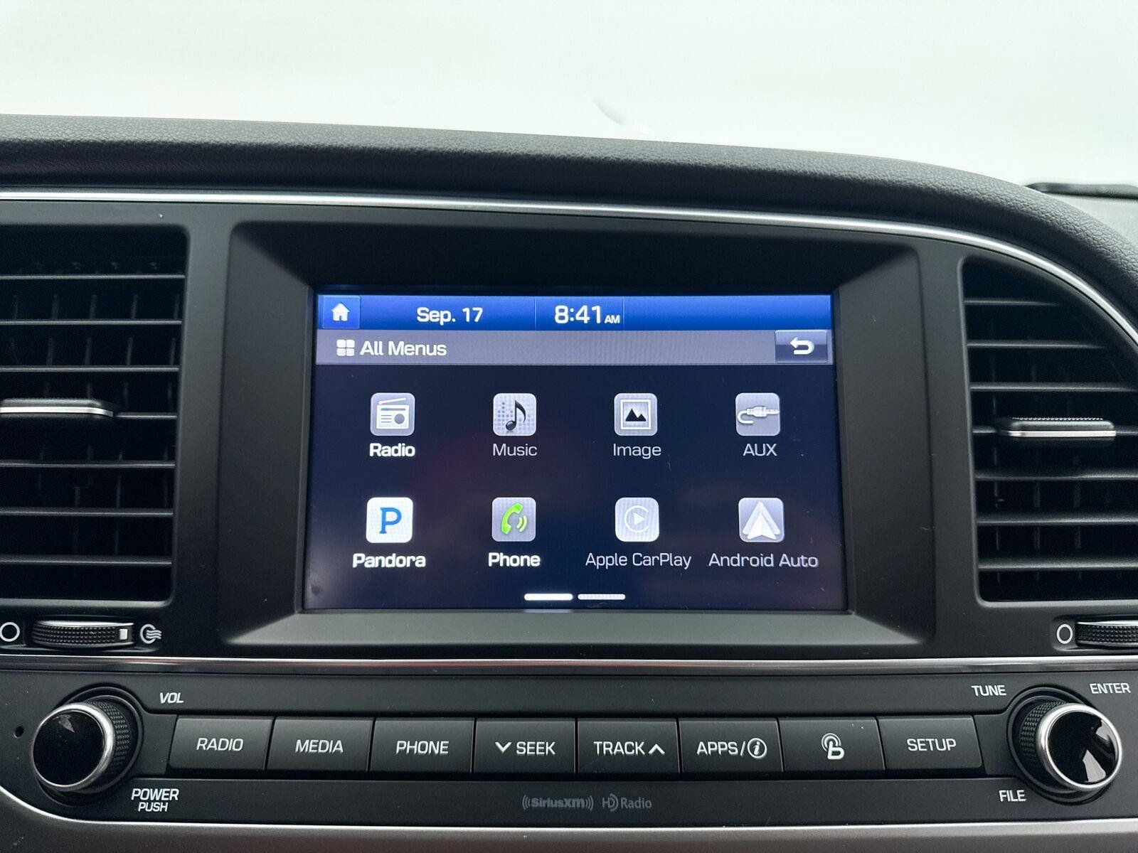 Used 2017 Hyundai Elantra Limited FWD image 22