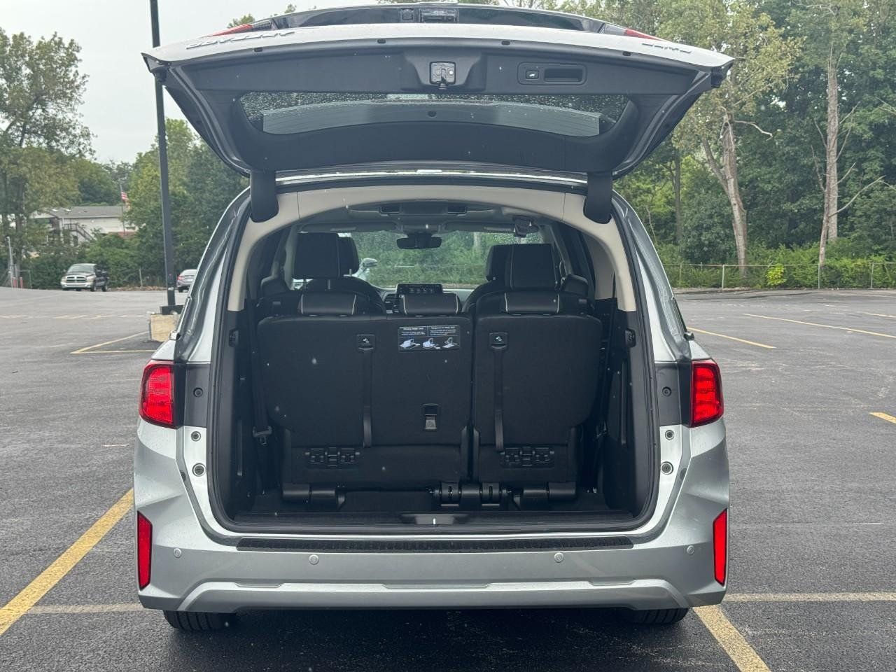 Certified 2026 Honda Odyssey Elite image 8