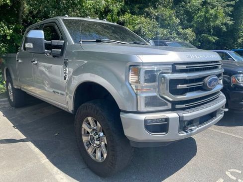 Used 2022 Ford F250 Platinum AWD/4WD image 3