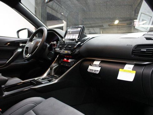 New 2025 Mitsubishi Eclipse Cross Black Edition image 17