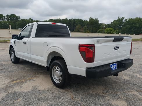 Certified 2025 Ford F150 XL RWD image 5