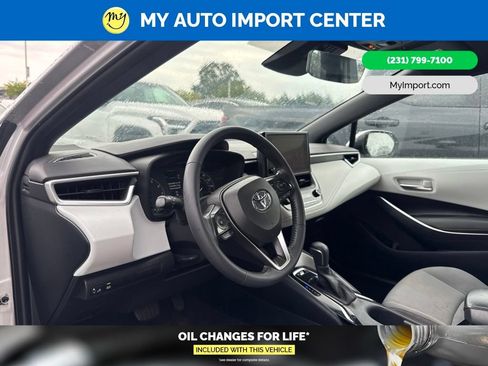 Used 2023 Toyota Corolla SE FWD image 8