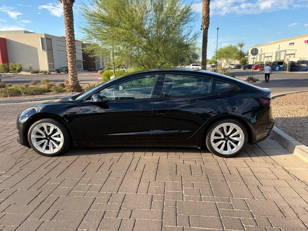 Used 2022 Tesla Model 3 RWD image 5