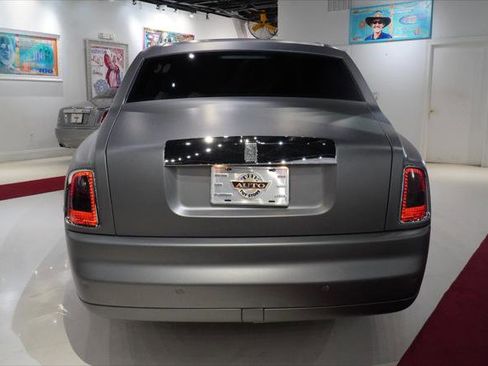 Used 2004 Rolls-Royce Phantom Sedan image 10