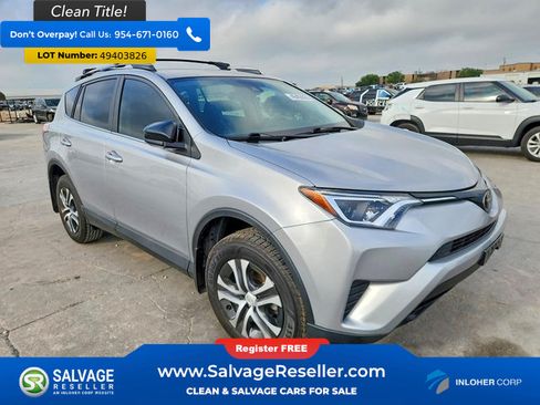 Used 2017 Toyota RAV4 LE FWD image 5