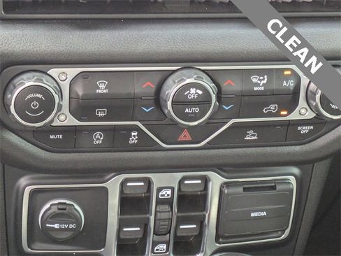 Used 2024 Jeep Gladiator Sport image 22