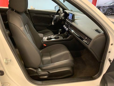 Used 2023 Honda Civic Sport image 49