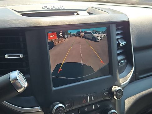 Used 2022 RAM 2500 Big Horn w/ Level C Equiment Group AWD/4WD image 24