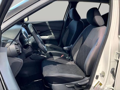Certified 2020 Nissan Kicks SV FWD image 8