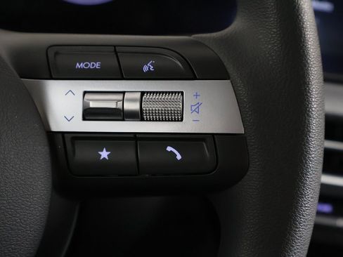 Certified 2025 Hyundai Sonata SE image 36